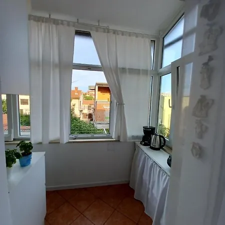 Alore Apartament *