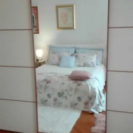 Apartament Alore *