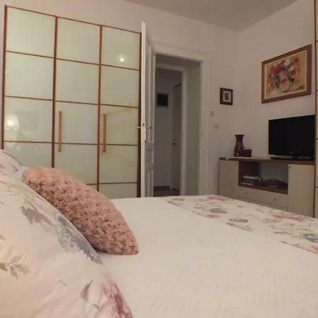Alore Apartament